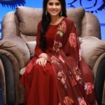 Rithika Tamil Selvi Instagram - Good night ❤😊 Outfit from @the_apparelstores . . . . #Rithika #rithikavijaytv #rithikacookwithcomali #tamilselvi_rithika #tamil_rithika #vijaystars #vijaytelevision #rithika #rithikacwc
