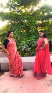 Rithika Tamil Selvi Instagram - Baakya & Amirtha for the trending one now 😉 @suchitraks . . . #trending #mainaruvettikatti #trendingreel #baakialakshmivijaytv #vijaystars #vijaytelevision #rithika #tamil_rithika #rithikavijaytv
