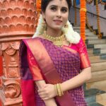Rithika Tamil Selvi Instagram - 💟 Jewels @new_ideas_fashions #rithika #tamil_rithika #baakiyalakshmi #amirthabaakiyalakshmi #baakialakshmivijaytv #vijaystars #vijaytelevision