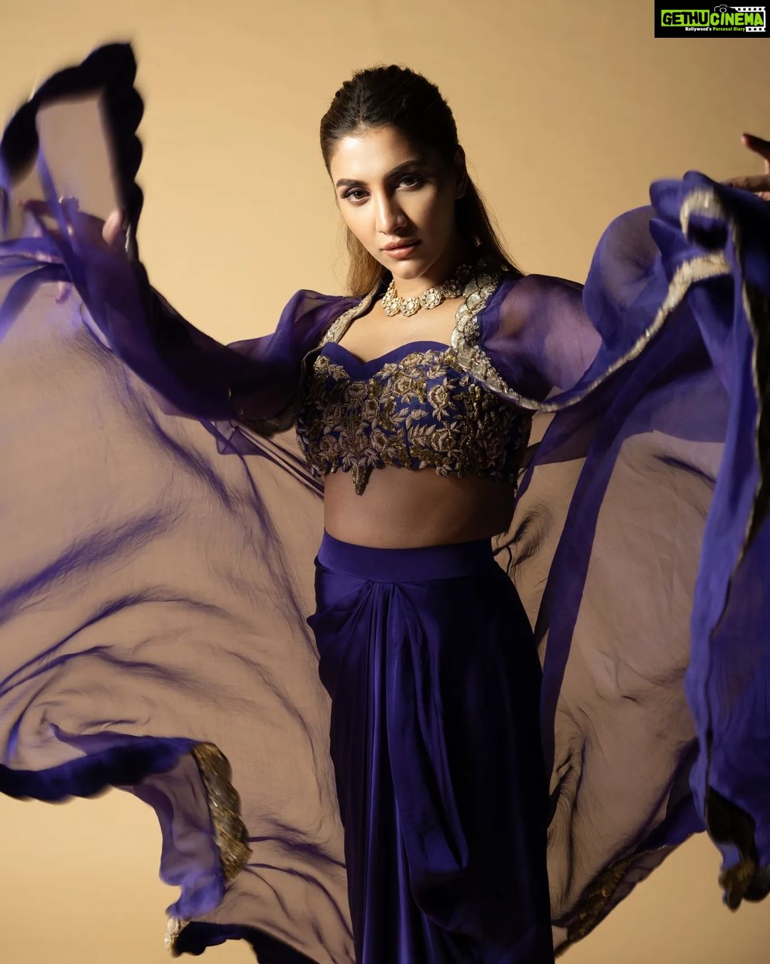 Rukmini Maitra Instagram - Throwback 💜😉 #dancedancejuniorseason3 every Saturday and Sunday at 9:30pm only on @starjalsha Outfit @rashikapoorofficial Styling @styleographbychikkygoenka Makeup @makeupbybithikabenia Hair @hairbymousami Photography @pixelamalgam