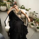 Rukmini Maitra Instagram - ♠️🖤 #SheraBangali2022 Outfit @gopivaiddesigns Styling @styleographbychikkygoenka Hair & Makeup @makeupartist_prasenjit Photography @pixelamalgam