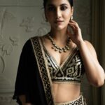Rukmini Maitra Instagram - ♠️🖤 #SheraBangali2022 Outfit @gopivaiddesigns Styling @styleographbychikkygoenka Hair & Makeup @makeupartist_prasenjit Photography @pixelamalgam