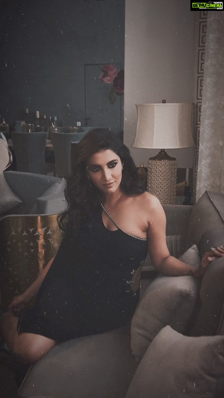 Rukmini Maitra Instagram - RUK🌟 Looks stunning as always ❤️ Makeup and hair @makeupartist_prasenjit Assisted by @ankitabiswas2203 Styling @styleographbychikkygoenka #makeupandhair #celebrity #makeupartistprasenjit #rukstar ❤️