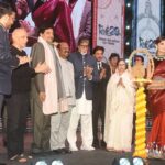 Rukmini Maitra Instagram - Such an honour inaugurating the #28thKIFF alongside our Honorable Chief Minister @mamataofficial and other eminent stalwarts of the industry.. Truly Grateful 🙏🏻⭐️ #KIFF2022 #KIFF