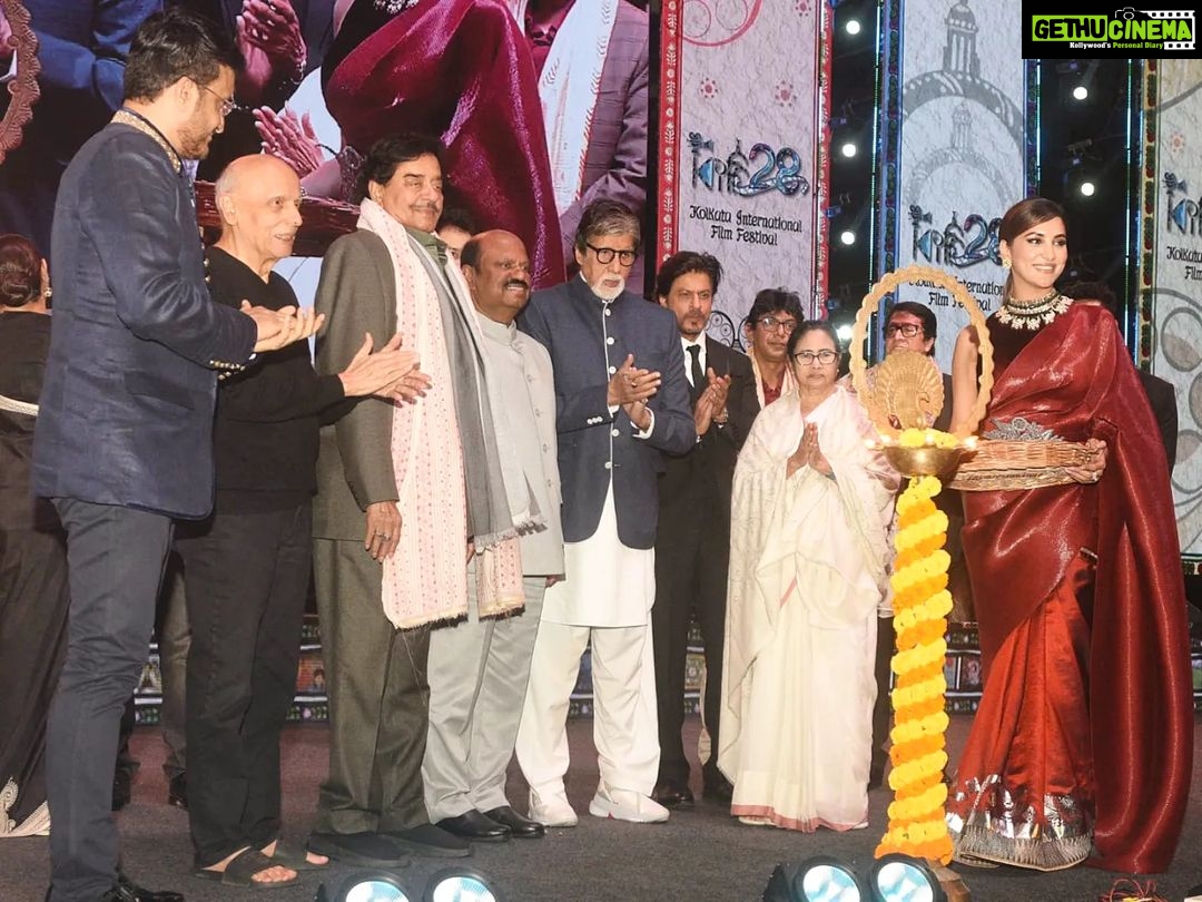 Rukmini Maitra Instagram - Such an honour inaugurating the #28thKIFF alongside our Honorable Chief Minister @mamataofficial and other eminent stalwarts of the industry.. Truly Grateful 🙏🏻⭐️ #KIFF2022 #KIFF
