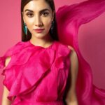 Rukmini Maitra Instagram - "Enough of PINK!".. Said No Girl Ever!💕😌 #dancedancejuniorseason3 tonight at 9:30pm only on @starjalsha Outfit @richakhemkalabel Styling @styleographbychikkygoenka Makeup @makeupbybithikabenia Hair @hairbymousami Photography @pixelamalgam