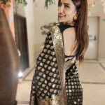 Rukmini Maitra Instagram - মায়ের গয়না আর শাড়ি, পরে আমি খুশী ভারী I 😃❤