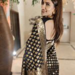 Rukmini Maitra Instagram - মায়ের গয়না আর শাড়ি, পরে আমি খুশী ভারী I 😃❤️