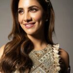Rukmini Maitra Instagram - The Season Of Love & Light is here!❤️💫 #dancedancejuniorseason3 Saturday & Sunday 9:30pm on @starjalsha Styling @styleographbychikkygoenka Outfit @payalsinghal Makeup @makeupbybithikabenia Hair @hairbymousami Photography @pixelamalgam