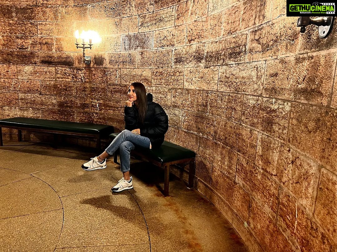 Rukmini Maitra Instagram - Latest Hobby Addition : Chilling in Hitler's Den π₯Έπ Kehlsteinhaus - Eagles Nest