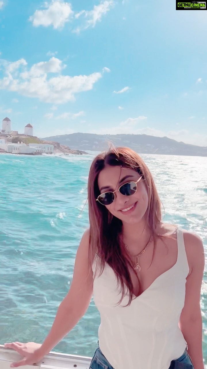 Rukmini Maitra Instagram - Seeking Love amidst all the chaos..🫶🏻 Cavo Tagoo Mykonos