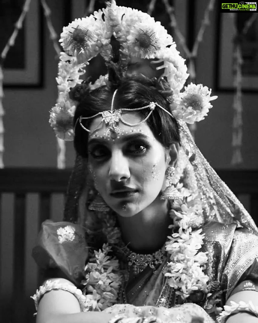 Rukmini Maitra Instagram - Till date, everytime I see her.. I still shed a tear..💔 Undoubtedly my most special character.. #KISHMISH 💙❤️