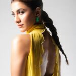 Rukmini Maitra Instagram - I know I had you at Yellow..😉 Outfit @meghabansalofficial Styling @styleographbychikkygoenka Hair @hairbymousami Makeup @makeupbybithikabenia Photography @pixelamalgam