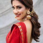 Rukmini Maitra Instagram - পুজো শেষ, কিন্তু কাটেনি পূজার রেশ..❤️ Catch me on #DanceDanceJuniorSeason3 every Saturday & Sunday 9:30pm on @starjalsha Outfit @nainajainkolkata Styling @styleographbychikkygoenka Makeup @makeupbybithikabenia Hair @hairbymousami Photography @pixelamalgam