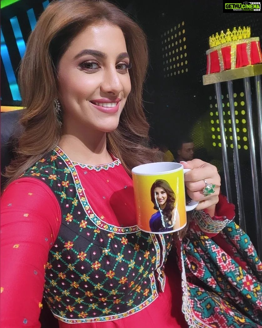 Rukmini Maitra Instagram - Coffee anyone?😉 #rukstar ⭐️