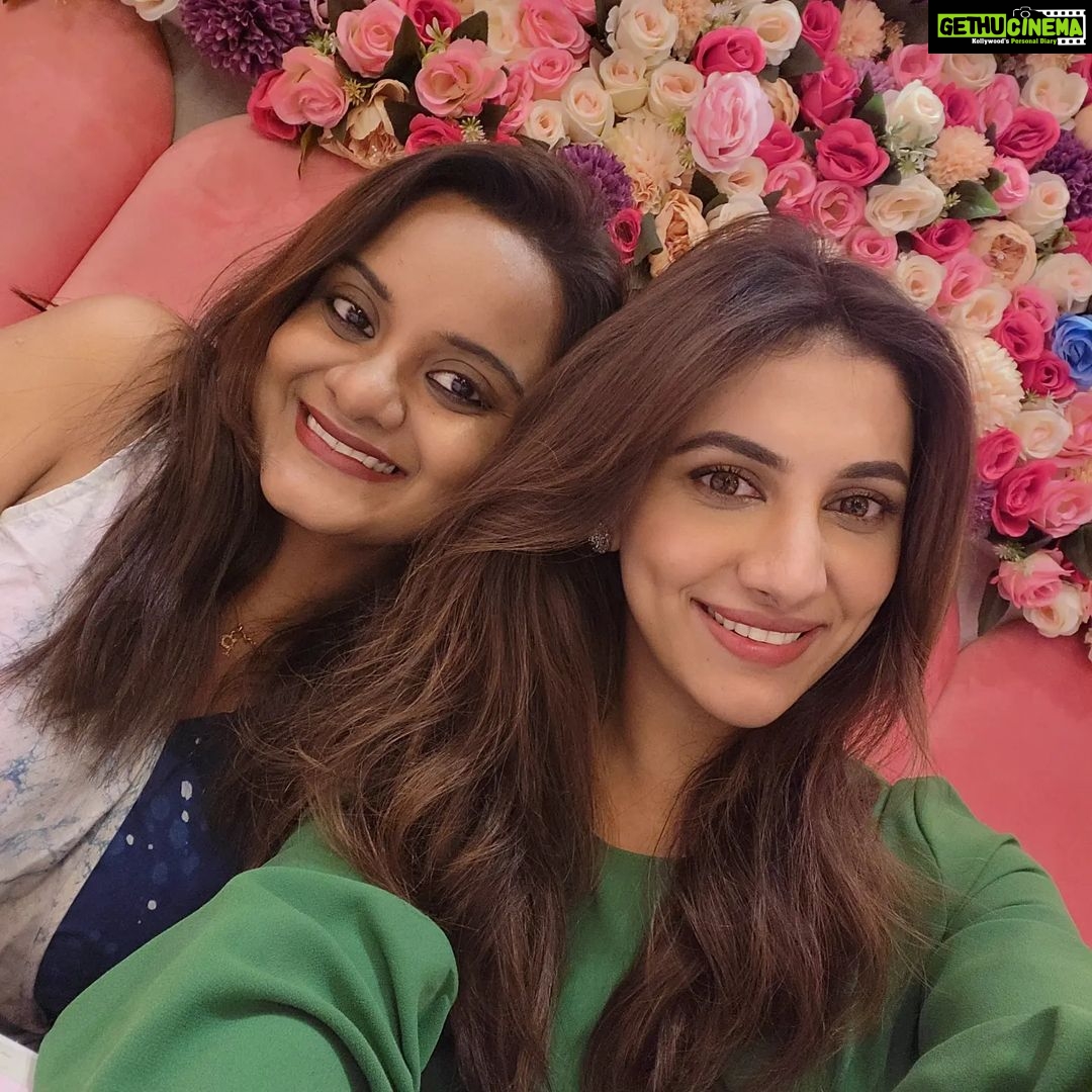 Rukmini Maitra Instagram - What a night Girlfriend!⭐️❤️🔥🌸 💋 @megha2010 Mumbai, Maharashtra