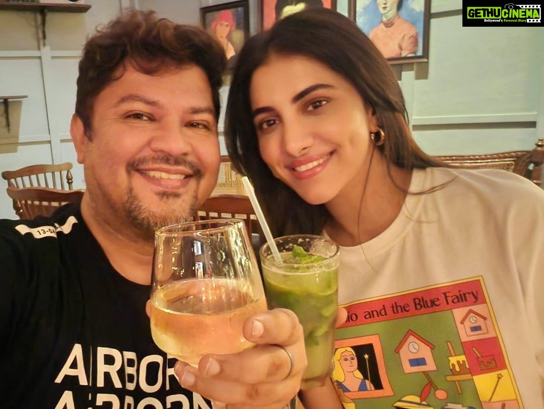 Rukmini Maitra Instagram - Saturday Night Done Right! So much fun catching up with you @ramkamalmukherjee over some healthy food and some unhealthy well…”nevah”mind!😜 Let’s just say, we needed this! #BINODIINI Reunites!😘 Mumbai, Maharashtra