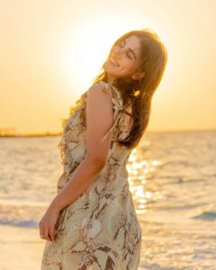 Rukmini Maitra Instagram - The Sun, The Sea, The Sand & SHE...💛