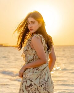 Rukmini Maitra Instagram - The Sun, The Sea, The Sand & SHE...💛