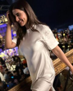 Rukmini Maitra Instagram - Romeo save me I’ve been feeling so alone..💘