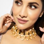 Rukmini Maitra Instagram - New Year Fashion Tip : Grace Never Goes out of Fashion!🌸 Try it! Outfit @charuandvasundhara Styling @styleographbychikkygoenka Makeup & Hair @makeupartist_prasenjit Photography @pixelamalgam