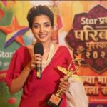 Rupali Bhosale Instagram - 'Star प्रवाह परिवार पुरस्कार २०२३' सर्वोत्कृष्ट ग्लॅमरस व्यक्तिरेखा (स्त्री): संजना #PravahParivaar2023 #परिवारपुरस्कार२०२३ #StarPravah