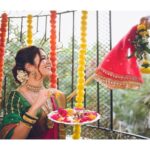 Rupali Bhosale Instagram - #GudiPadwa2023: Marathi celebrities share glimpses of their #GudiPadwa celebration! @rupalibhosle #amrutakhanvilkar @amrutakhanvilkar @ridhimapandit @priyamarathe @gaurikulkarni23 @nehhapendse @suyashtlk @oakprasad @manjiri_oak