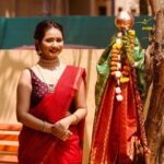Rupali Bhosale Instagram - #GudiPadwa2023: Marathi celebrities share glimpses of their #GudiPadwa celebration! @rupalibhosle #amrutakhanvilkar @amrutakhanvilkar @ridhimapandit @priyamarathe @gaurikulkarni23 @nehhapendse @suyashtlk @oakprasad @manjiri_oak