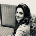 Rupali Bhosale Instagram - Carry your heart through this world like a life-giving sun. ~ RuMi ~ . . . . . . #LifeIsBeautiful #FeelLife #InstaPic #Ootd #MondayVibes #MondayMood #Rupalibhosle #InstaPic #RockingRupali #RupaliWinningHearts #KeepLoving #AaiKutheKayKarte #StarPravah #Sanjana 🧿