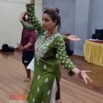 Rupali Bhosale Instagram - ‘प्रवाह परिवार पुरस्कार’ सोहळ्यात संजना आणि पल्लवी करणार ‘या’ गाण्यावर परफॉर्म #PravahParivaar2023 #परिवारपुरस्कार२०२३ #StarPravah #Rupalibhosale #Poojabirari #Lokmat #Lokmatfilmty