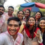 Rupali Bhosale Instagram - "आई कुठे काय करते" मालिकेच्या सेटवर कलाकारांनी साजरी केली होळी 😍 #aaikutekaykarte #starpravah #purplemarathiexclusive #holi #holi2023 #holifestival Mumbai, Maharashtra