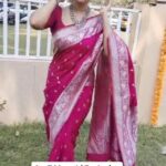 Rupali Bhosale Instagram – अरुंधतीच्या लग्नात संजनाचा लूक 😍😍🥰🥰
@rupalibhosle 
@star_pravah 
.
.
#sanjana #rupalibhosle #AaiKutheKayKarte #StarPravah