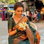 Rupali Bhosale Instagram – 🤍❤️🤍

Saree by @gauri.ethnic 
Makeup by @mhatresameer60 
Hair by @ruksar__99 
.
.
.
.
.
.
.
#GoldenHour #PhotoOfTheDay #SareeLove #LifeIsBeautiful #Saree #Traditional #GratitudeAttitude #TeamWork #ThursdayVibes #PhotoShoot #Fashion #Ootd to #OotdFashion #RupaliBhosle #RockingRupali #RupaliWinningHearts #KeepLoving #AaiKutheKayKarte #Sanjana 🧿 Mahad Vardvinayak Ganpati