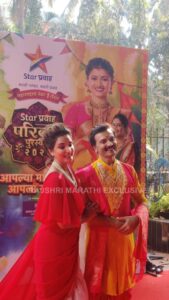 Rupali Bhosale Instagram - 'स्टार प्रवाह परिवार पुरस्कार २०२३'✨
@rupalibhosle | @milindgawali

#StarPravah
#PravahParivaar2023 #प्रवाहपरिवार2023
#स्टारप्रवाह #RajshriMarathiExclusive