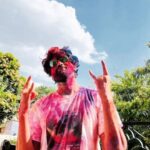 Rupali Bhosale Instagram - Check out the colourful pictures of some of our favourite Marathi celebs who ushered in Holi festivities . . . . #rupalibhosle #RishiSaxena #ShivThakre #mitalimayekar #siddharthchandekar
