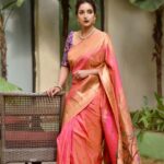 Rupali Bhosale Instagram - Wherever you stand be the soul of that place ~ RuMi ~ MUA @abolithattemuaofficial Saree by @gauri.ethnic Clicked by @saneshashank . . . . . . . #GoldenHour #PhotoOfTheDay #SareeLove #LifeIsBeautiful #Saree #Traditional #GratitudeAttitude #TeamWork #FridayVibes #Rumi #PhotoShoot #Fashion #Ootd #OotdFashion #RupaliBhosle #RockingRupali #RupaliWinningHearts #KeepLoving #AaiKutheKayKarte #Sanjana 🧿