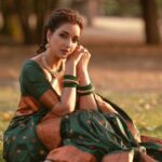 Rupali Bhosale Instagram – Let the beauty of what you love be what you do. 

~ RuMi ~

Clicked by @ashayrtulalwar 
Saree by @gauri.ethnic 
Makeup by @mhatresameer60 
Hair and video by @ruksar__99 
Nath by @samarth_creation_2022 
Assistant @raju_chiluka31
.
.
.
.
.
.
.
#GoldenHour #Collaboration #RupaliXGauriEthnic #InstaPic #SareeLove #LifeIsBeautiful #Saree #Traditional #GratitudeAttitude #TeamWork #SundayVibes #Fashion #Ootd to #OotdFashion #RupaliBhosle #RockingRupali #RupaliWinningHearts #KeepLoving #AaiKutheKayKarte #Sanjana🧿