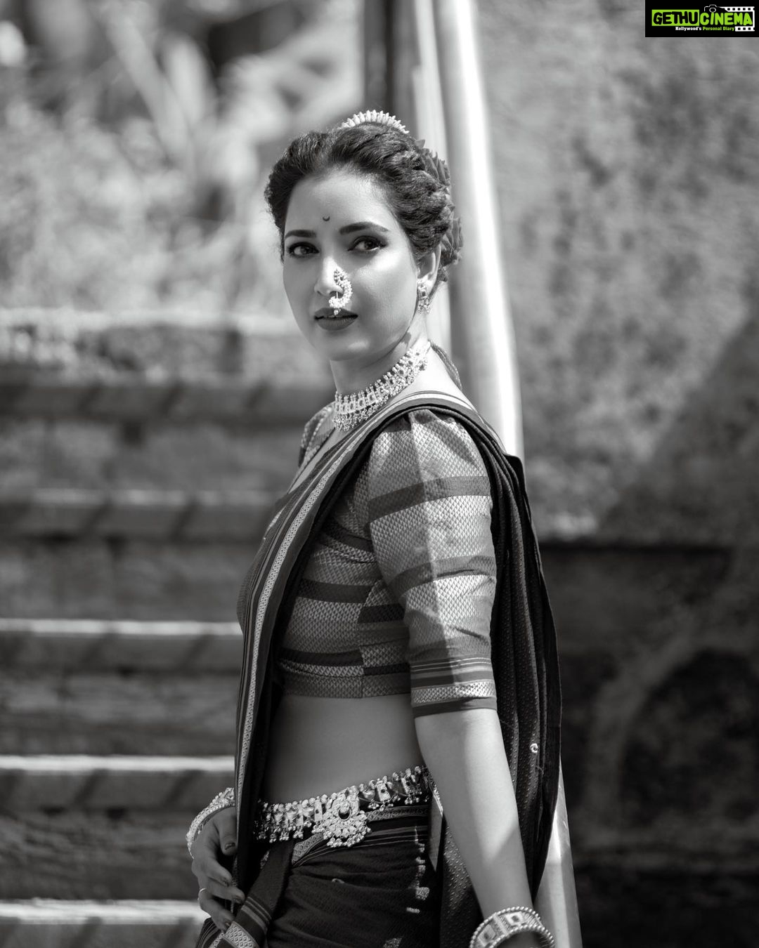 Rupali Bhosale Instagram - π€ BLACK N WHITE SERIES π€ When you photograph people in color You photograph their clothes. But when you photograph people in Black and white You photograph their souls! ~ RuMi ~ Hair by @ruksar__99 Saree by @aaishvy_designs Jewellery by @jizajewellerystudio Makeup by ππ»ββοΈ Clicked by @ashayrtulalwar . . . . . . #FestiveVibes #SareeLove #LifeIsBeautiful #Saree #Traditional #GratitudeAttitude #TeamWork #TuesdayVibes #RupaliBhosle #RockingRupali #RupaliWinningHearts #KeepLoving #AaiKutheKayKarte #Sanjana π§Ώ