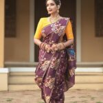 Rupali Bhosale Instagram - Shine like the whole universe is yours. ~ RuMi ~ Saree & Blouse @aaishvy_designs Earcuffs, Nath, Finger Rings @nathicha__nakhara Moti chokar @samarth_creation_2022 Long necklace, Waist Chain @jizajewellerystudio Makeup @mhatresameer60 Hair @ruksar__99 Clicked @ashayrtulalwar . . . . . #FestiveVibes #SareeLove #LifeIsBeautiful #Saree #Traditional #GratitudeAttitude #TeamWork #SaturdayVibes #RupaliBhosle #RockingRupali #RupaliWinningHearts #KeepLoving #AaiKutheKayKarte #Sanjana 🧿