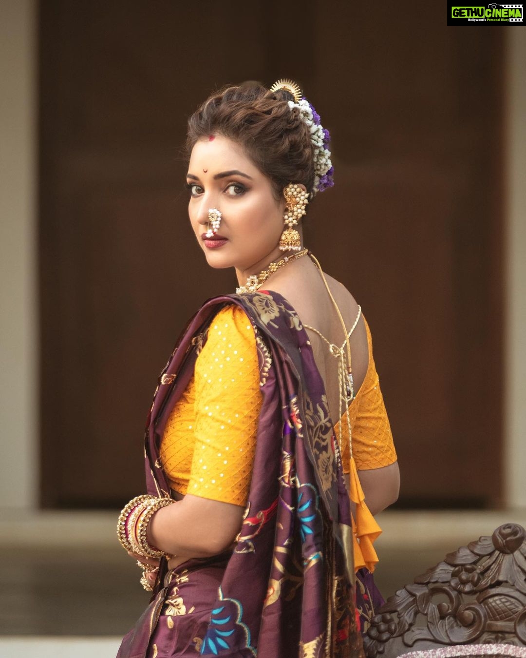 Rupali Bhosale Instagram - "Gratitude is the wine for the soul, Go on. Get drunk" ~ RuMi ~ Saree & Blouse @aaishvy_designs Earcuffs, Nath, Finger Rings @nathicha__nakhara Moti chokar @samarth_creation_2022 Long necklace, Waist Chain @jizajewellerystudio Makeup @mhatresameer60 Hair @ruksar__99 Clicked @ashayrtulalwar . . . . . #FestiveVibes #SareeLove #LifeIsBeautiful #Saree #Traditional #GratitudeAttitude #TeamWork #SaturdayVibes #RupaliBhosle #RockingRupali #RupaliWinningHearts #KeepLoving #AaiKutheKayKarte #Sanjana 🧿