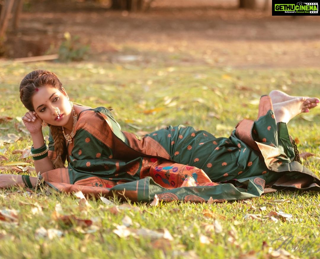 Rupali Bhosale Instagram - On a day when the wind is perfect, the sail just needs to open and the world is full of beauty. Today is such a day. ~ RuMi ~ Clicked by @ashayrtulalwar Saree by @gauri.ethnic Makeup by @mhatresameer60 Hair and video by @ruksar__99 Nath by @samarth_creation_2022 Assistant @raju_chiluka31 . . . . . . . #GoldenHour #Collaboration #RupaliXGauriEthnic #InstaPic #SareeLove #LifeIsBeautiful #Saree #Traditional #GratitudeAttitude #TeamWork #SaturdayVibes #Fashion #Ootd to #OotdFashion #RupaliBhosle #RockingRupali #RupaliWinningHearts #KeepLoving #AaiKutheKayKarte #Sanjana🧿
