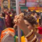 Rupali Bhosale Instagram - गिरगाव शोभायात्रेत सामील झाले स्टार प्रवाहचे कलाकार ढोल-ताश्यांच्या गजरात पार पडला स्टार प्रवाहच्या मराठी दिनदर्शिकेचा लोकार्पण सोहळा @rupalibhosle #itsmajja