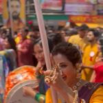 Rupali Bhosale Instagram - गिरगाव शोभायात्रेत सामील झाले स्टार प्रवाहचे कलाकार ढोल-ताश्यांच्या गजरात पार पडला स्टार प्रवाहच्या मराठी दिनदर्शिकेचा लोकार्पण सोहळा.. . . #StarPravah #GirgaonShobhayatra #RupaliBhosle