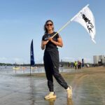 Saiyami Kher Instagram - My 4th year with @adidasindia and the forever inspiring @afrozshah_ for Run for the oceans! There is a marked difference because we have started cleaning much deeper inside. Still just the tip of the iceberg but always nice to notice results. Let’s be aware of the harm we are causing our planet, and try and change it. We found lots of plastic milk bags and chips and pan masala packets. Let’s be aware that when we cut milk bags from the corners and that reaches our ocean, the sand gets deposited in these bags and the skin down. Let’s try and reduce our plastic usage because as Afroz said this morning we need the oceans and the oceans need us. Let’s do our bit 🙏🏽 Thankyou to the whole team of @adidasindia @adidas @parley.tv for supporting this cause so religiously. @sunil3stripes @ssaltnpepperr and team well done. @arjunsaraswat you were missed! #runfortheoceans #adidas #parleyfortheoceans