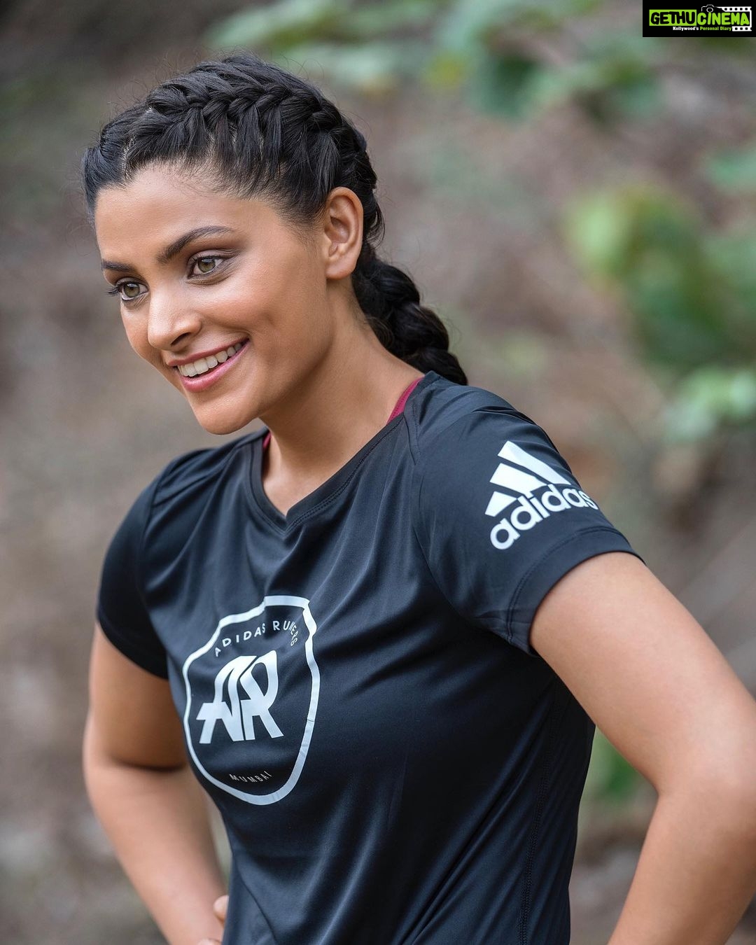 Saiyami Kher - 25.3K Likes - My name is Saiyami. I am an actor, an athlete, a dreamer and a believer. When I train I, I train to become a better version of myself. I feel strong, resilient and happy. Running has been my support system as an actor, especially when I’m down and out. It has helped clear my mind. It has inspired me and I have gotten to rub shoulders with the best athletes in the world. It has taught me that if you believe, than impossible is nothing.
#impossibleisnothing #madepossiblewithadidas @adidas