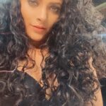 Saiyami Kher Instagram - Besides covid, everything was perfect this year. I got to work on five exciting projects! There were days when I was shooting both days & nights. And exhausting as it was, I’ve loved every moment of this journey. Here’s hoping for even bigger and better assignments in the coming years. Thank you 2021. ❤️