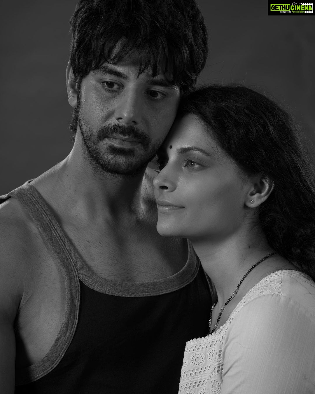 Saiyami Kher Instagram - So happy to be working with this faadu actor @pavailgulati thanks to the amazing @ashwinyiyertiwari 🙌🏽 I’m currently shooting for Faadu and cannot wait to share our world with you’ll!