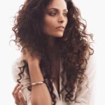 Saiyami Kher Instagram - Daydreamer With eyes that make you melt He lends his coat for shelter Plus he's there for you When he shouldn't be But he stays all the same Waits for you Then sees you through 🎵🎵