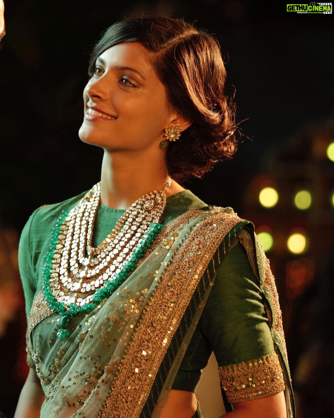 Saiyami Kher Instagram - Happy Diwali! Peace and happiness 🪔