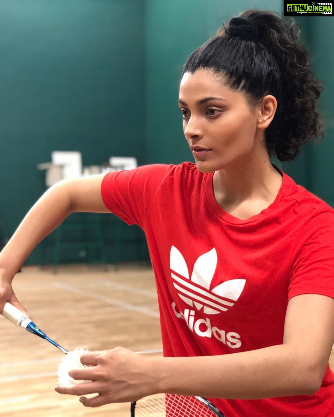 Saiyami Kher - 25.3K Likes - My name is Saiyami. I am an actor, an athlete, a dreamer and a believer. When I train I, I train to become a better version of myself. I feel strong, resilient and happy. Running has been my support system as an actor, especially when I’m down and out. It has helped clear my mind. It has inspired me and I have gotten to rub shoulders with the best athletes in the world. It has taught me that if you believe, than impossible is nothing.
#impossibleisnothing #madepossiblewithadidas @adidas